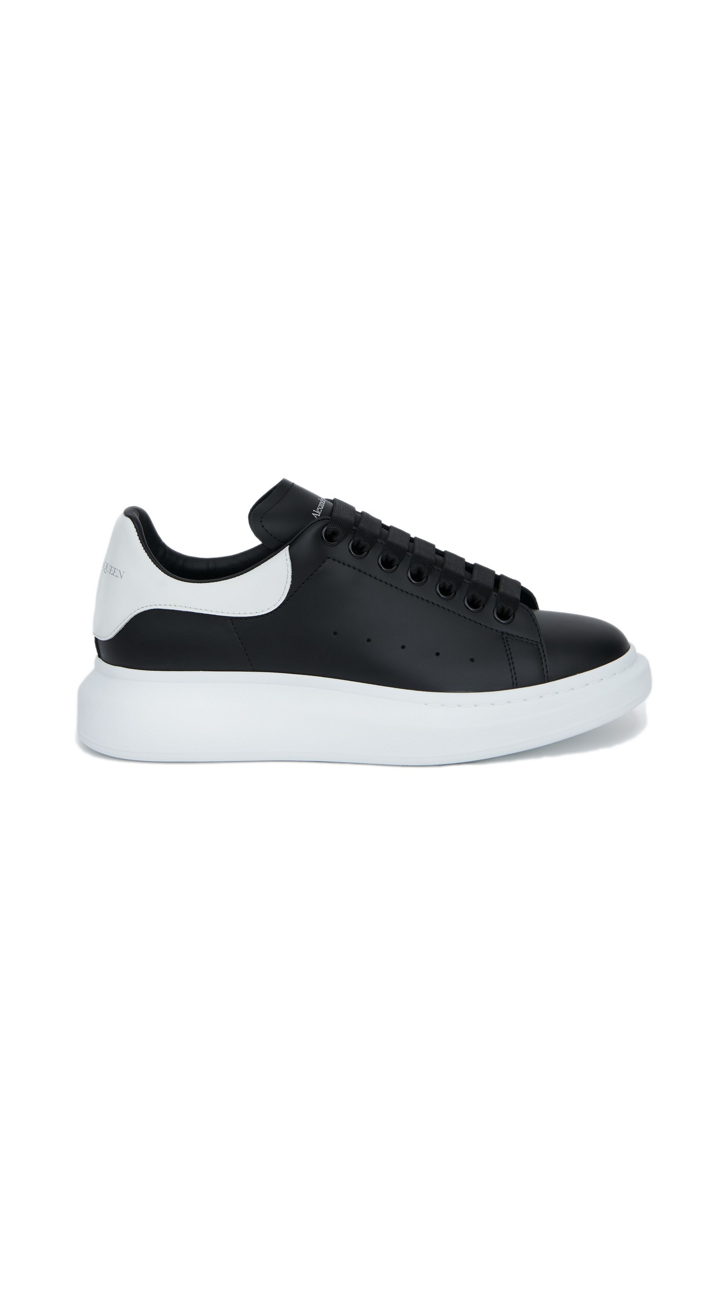 Oversized Sneakers- White/Black