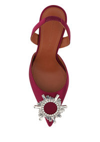 Begum Pumps