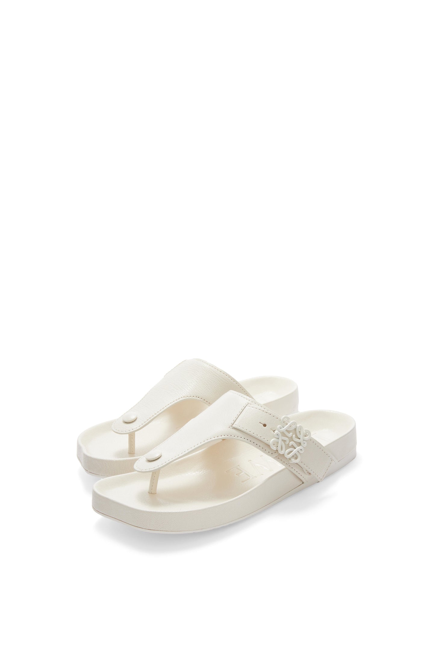 Ease Sandals in Lambskin - White