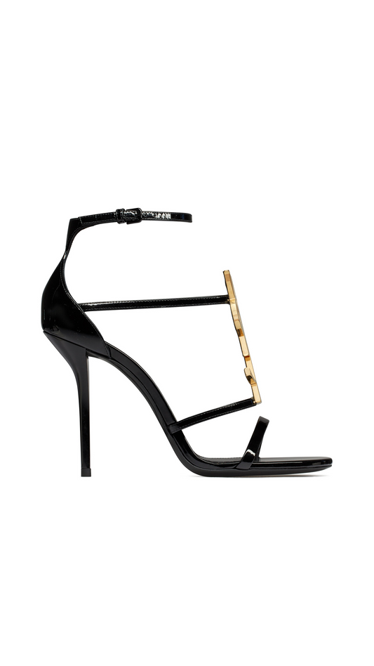 Cassandra Sandals in Patent Leather - Black/Gold