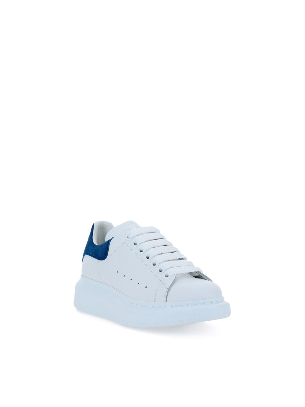 Oversized Sneakers - White / Blue.