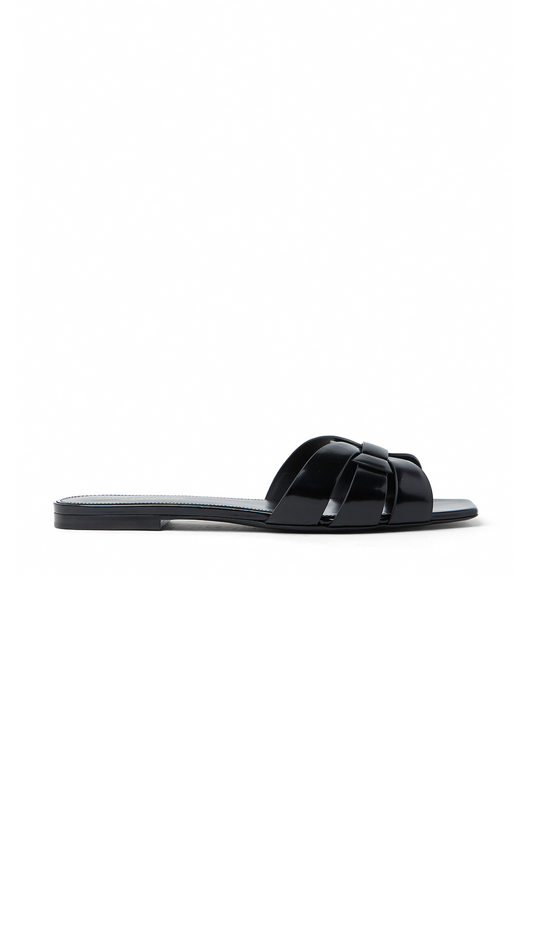 Tribute Mules in Patent Leather - Black