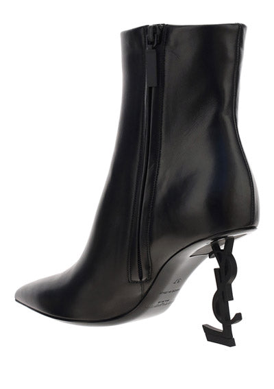 Opyum Booties in Leather with Heel - Black