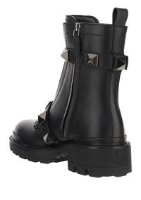 Roman Stud Combat Boot With Tonal Studs 40mm - Black