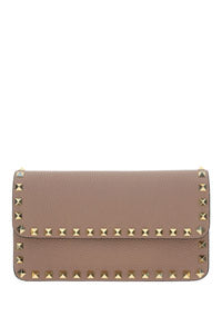 Rockstud Grainy Calfskin Chain Pouch - Poudre