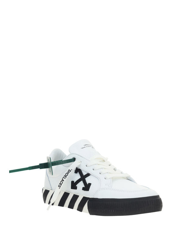 Low Vulcanized Sneakers - White
