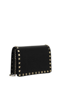 Rockstud Grainy Calfskin Chain Pouch - Black.