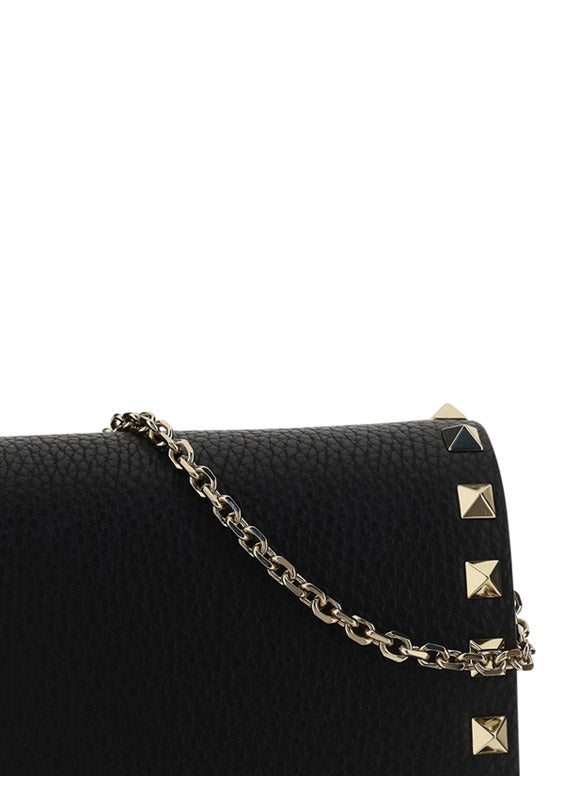 Rockstud Grainy Calfskin Chain Pouch - Black.