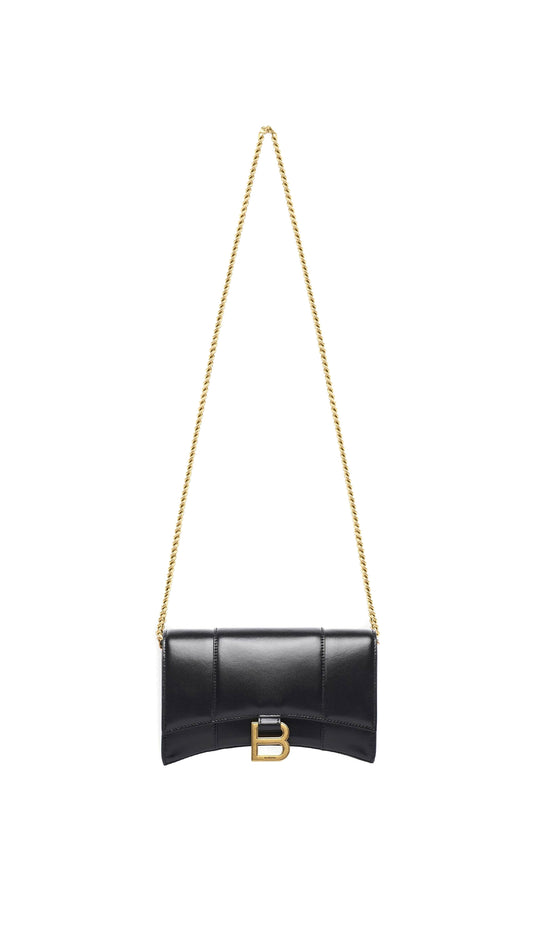 Hourglass Wallet on Chain - Black .