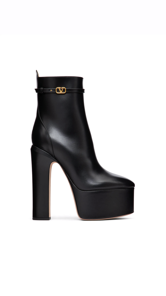 Tan-Go Platform Ankle Boot In Calfskin 155MM - Black.