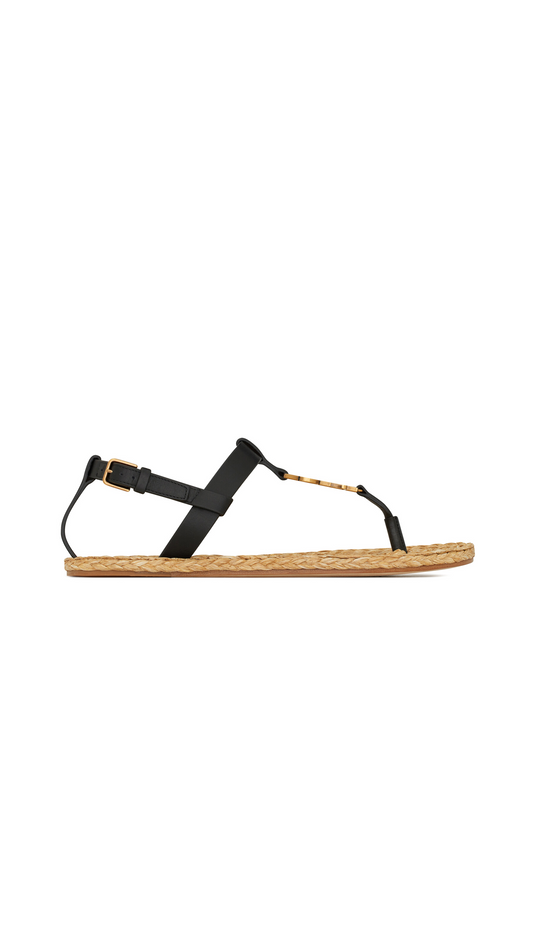 Cassandra Flat Sandals In Smooth Leather With Bronze-Tone Monogram - Black