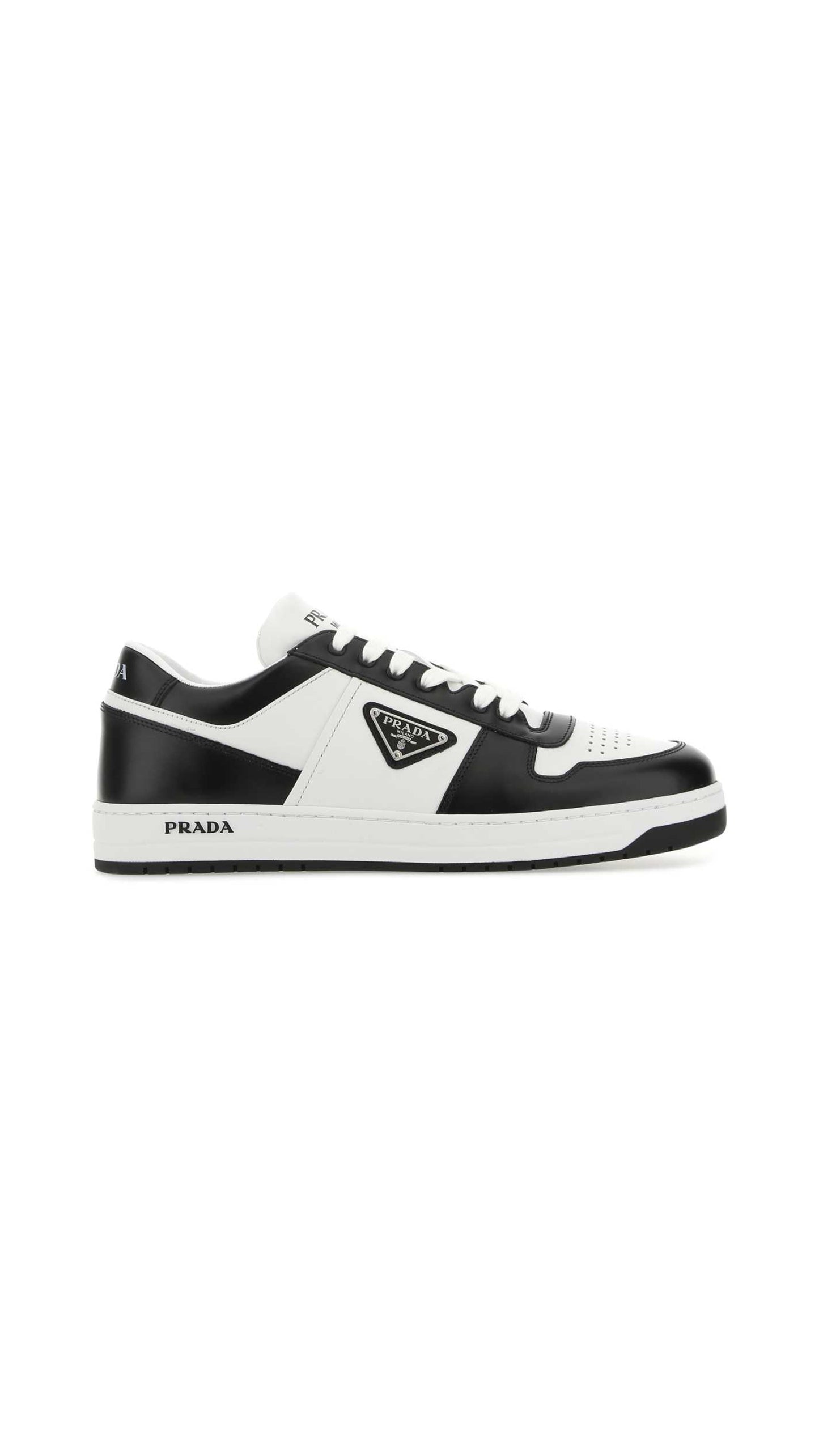 Downtown Leather Sneakers - White / Black