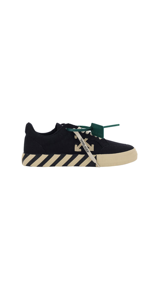 .Low Vulcanized Canvas - Black